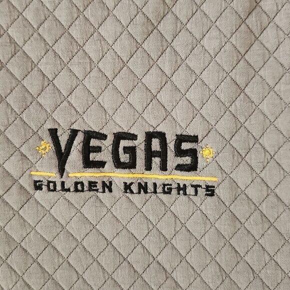 New in bag, quilted Vegas Golden Knights pullover jacket adult XL - Picture 6 of 7